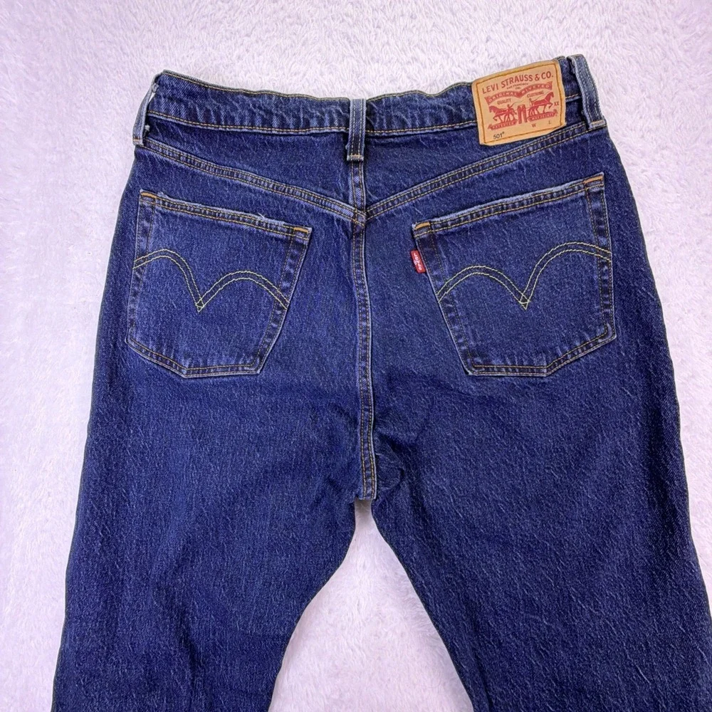 Levis tag says